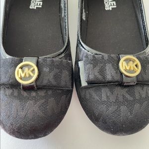 NWOT Michael Kors Toddler Girls Bolina Flats Sz 12